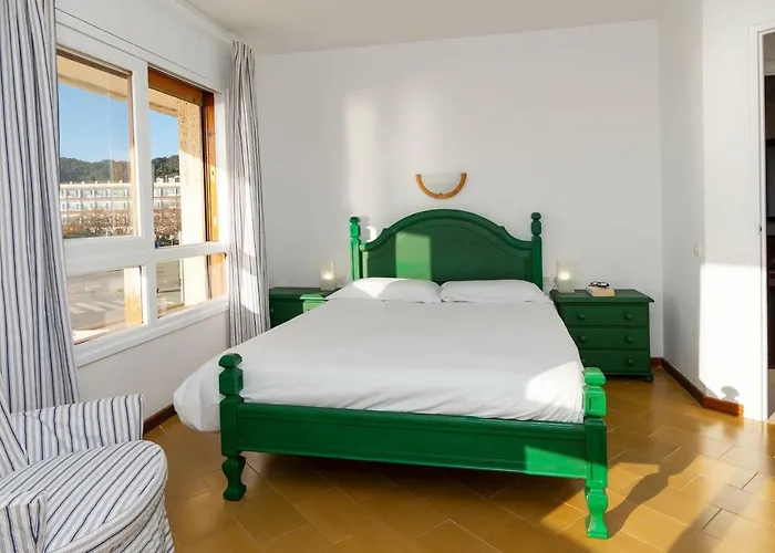 Apartment Edificio Tropicana Tossa de Mar